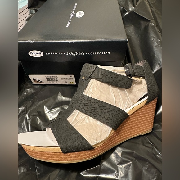 Dr. Scholl's Shoes - New, never worn. DR. Scholl’s Black Snake Wedge